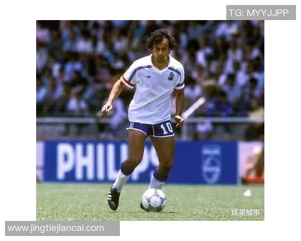 足球场上的十一号传奇球星解析与历史地位深度剖析